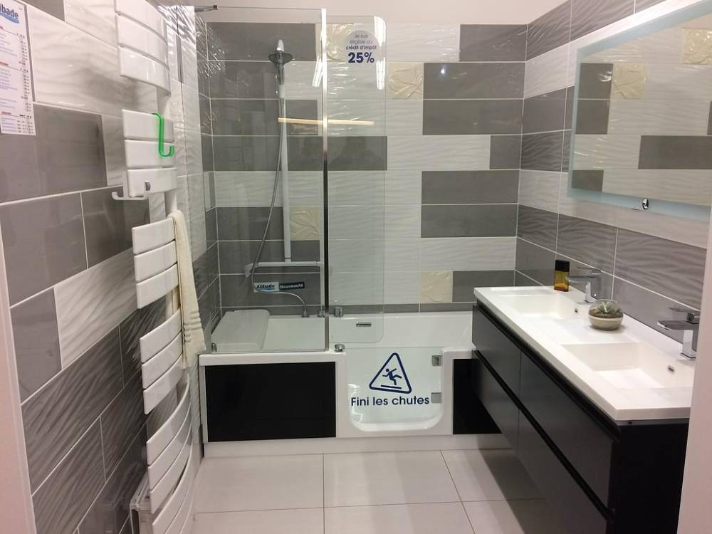 salle de bain PMR